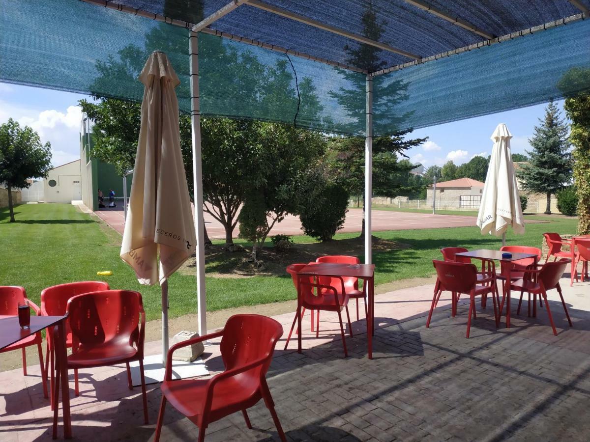 Hostal Restaurante La Concordia Hotel Fuentes Claras Luaran gambar